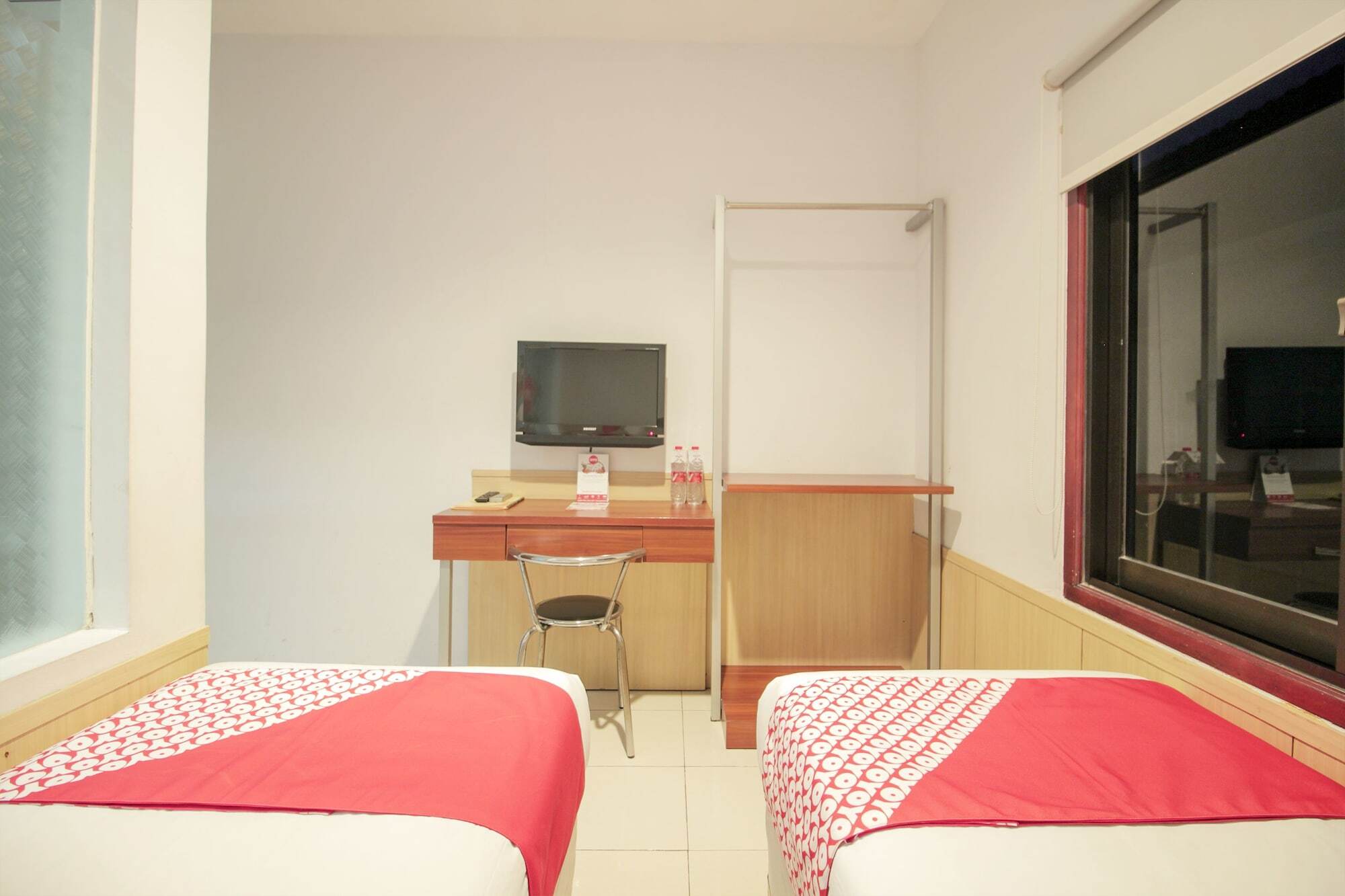 Collection O 295 Grha Ciumbuleuit Guest House Bandung Extérieur photo